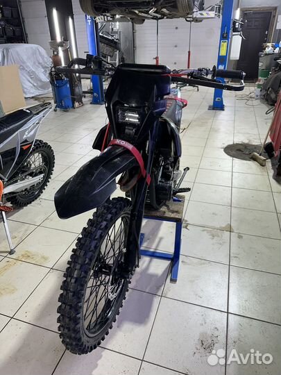 Эндуро мотоцикл DNA 300cc