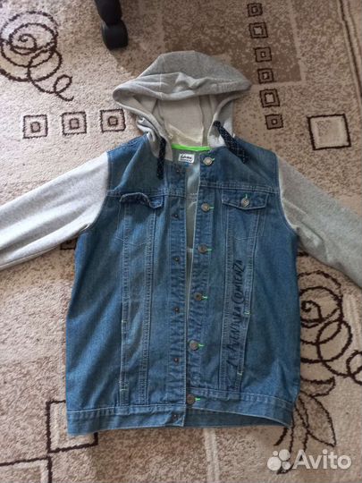 Джинсовая куртка для мальчика