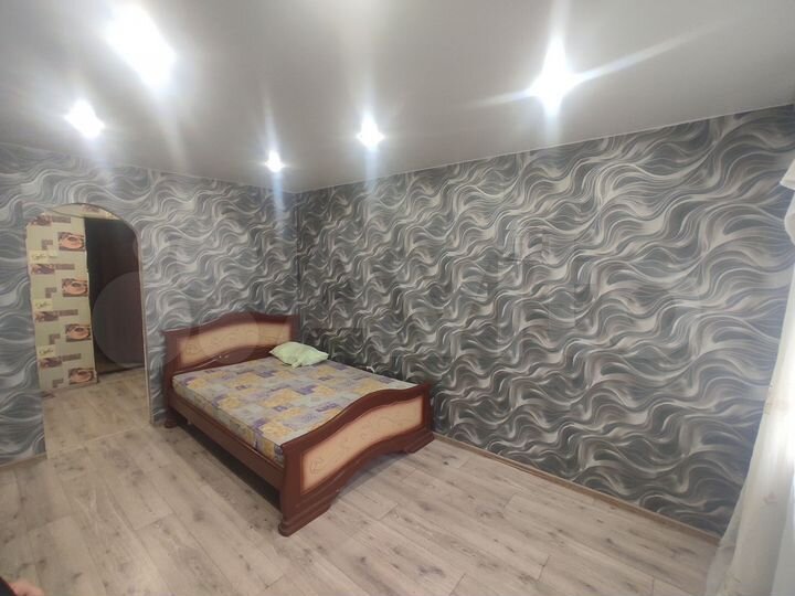 Комната 18 м² в > 9-к., 4/5 эт.