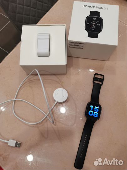 Смарт часы honor watch 4