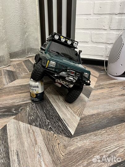 Трофи модель Axial scx 10 ll Cherokee