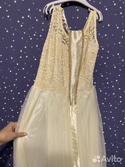 Вечернее платье