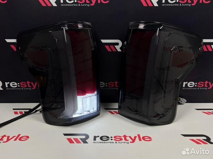 Стоп сигналы задние фонари Toyota Tundra R2002