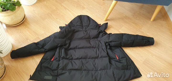 Горнолыжная куртка