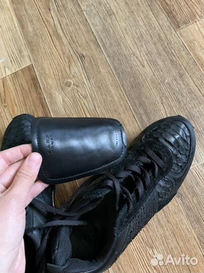 Кроссовки zara 35