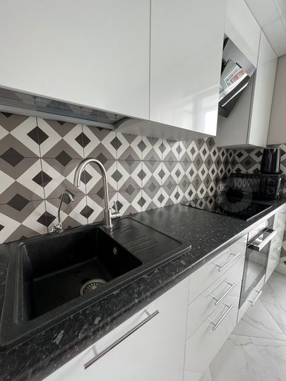 2-к. квартира, 47 м², 9/16 эт.