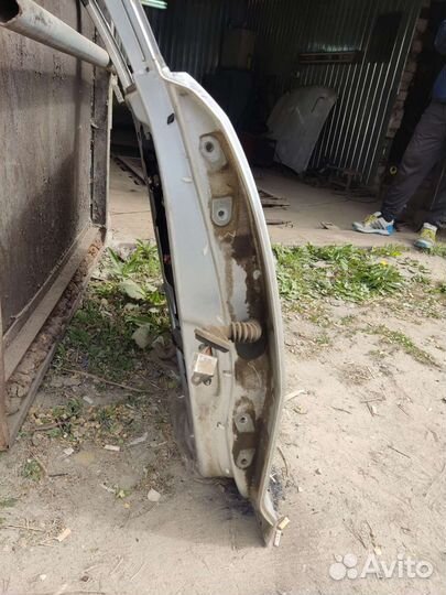 Дверь задняя левая kia sportage 3