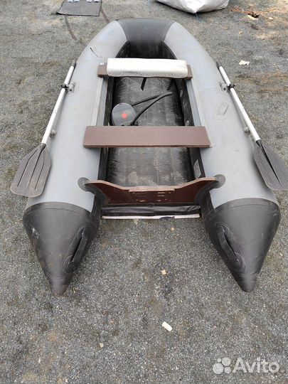 Лодка Флагман 280