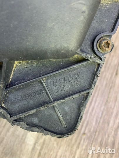 Корпус воздушного фильтра Opel Astra H Z17DTH