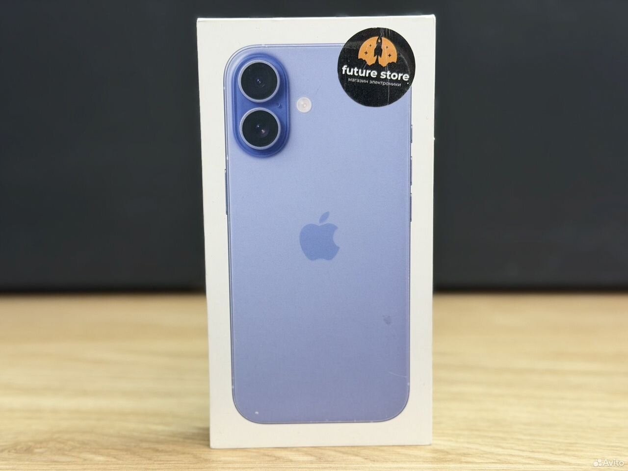 iPhone 17, 256 ГБ, SIM + eSIM