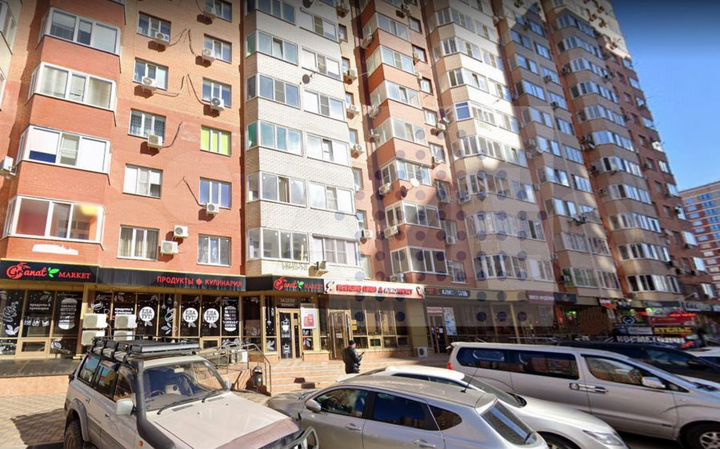 Первый этаж, отдельный вход