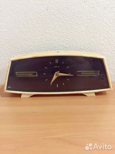Настольные часы маяк