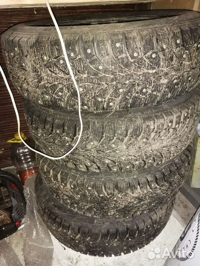 Pirelli Formula Ice 185/70 R14