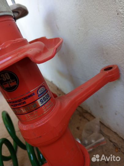 Стойки передние ваз