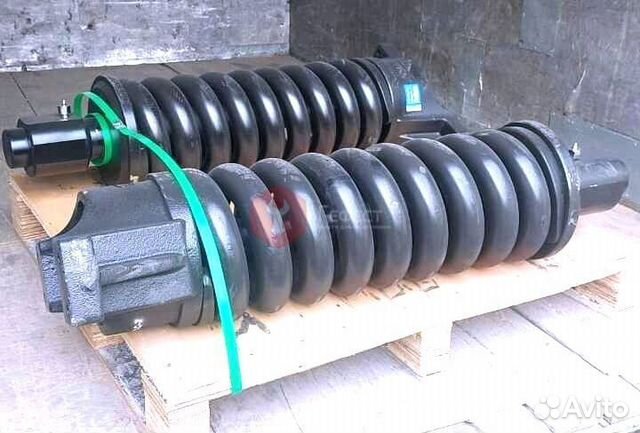 Натяжитель гусеницы Hitachi ZX200LC-3 9270484