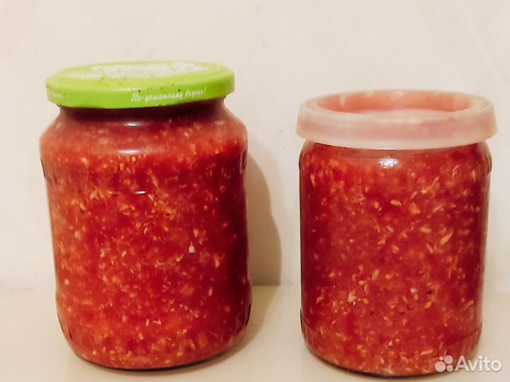 Огурцы, чеснок. Ягоды:крыжовник,смородина