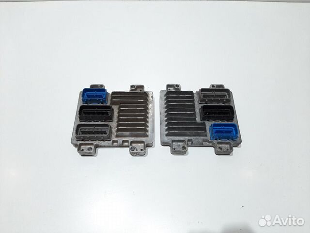 Блок управления двигателем Opel Astra J