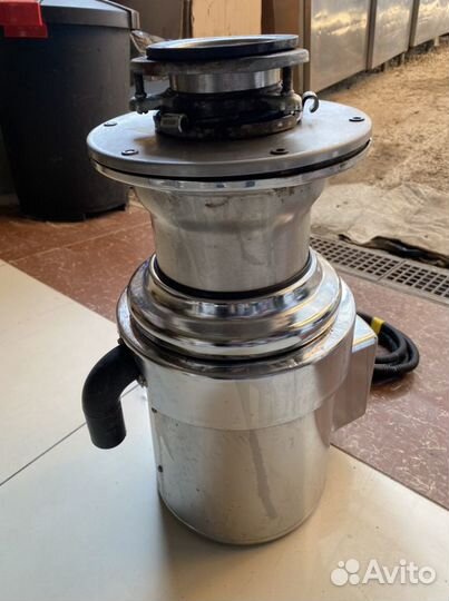 Промышленный измельчитель In Sink Erator SS-100