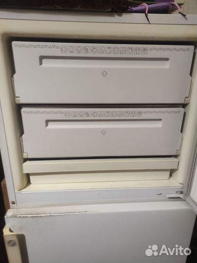 Холодильник Бирюса