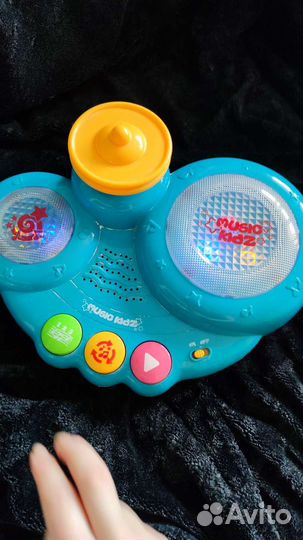 Музыкальный центр