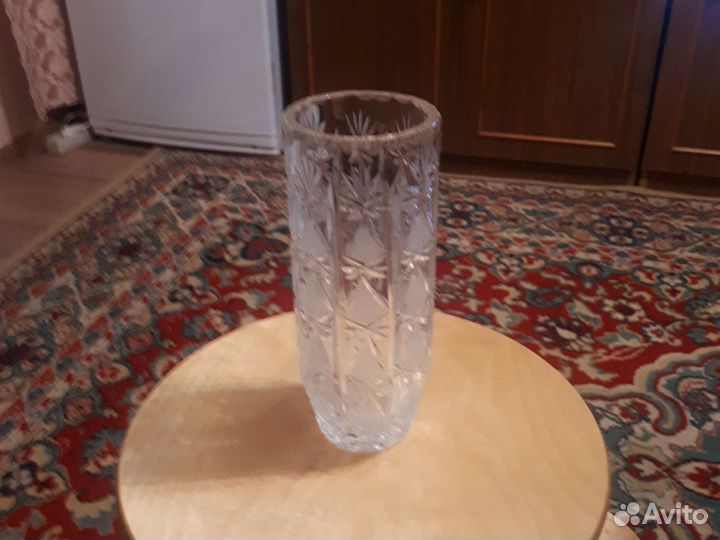 Ваза хрустальная для цветов