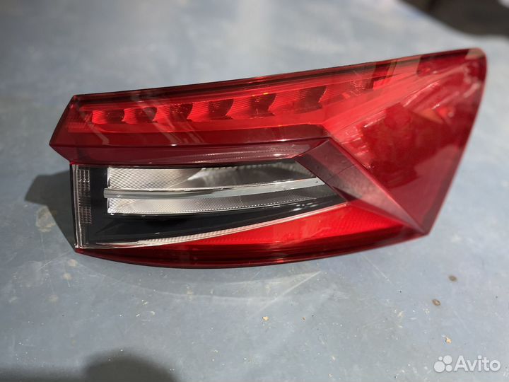 Фонарь задний правый skoda kodiaq