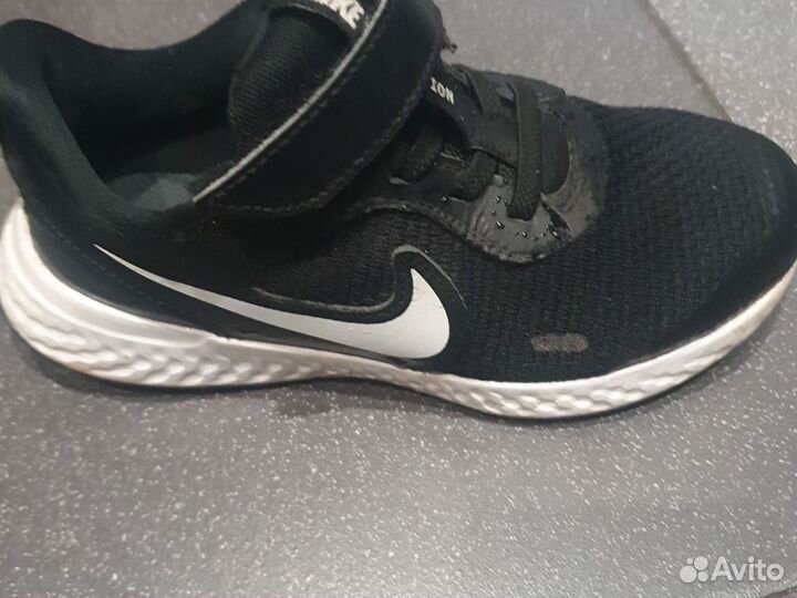 Кроссовки nike детские