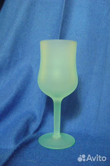 Рюмочки под коньяк и бокалы под шампанское