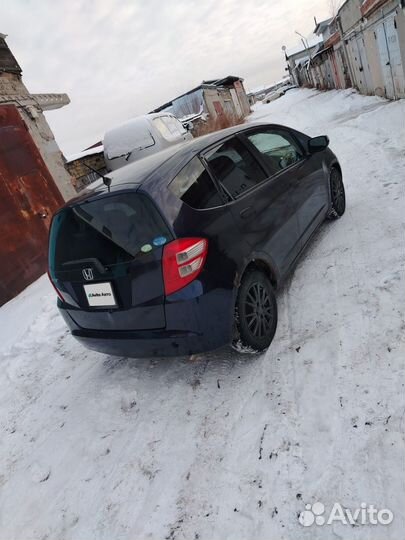 Honda Fit 1.3 CVT, 2008, 333 000 км