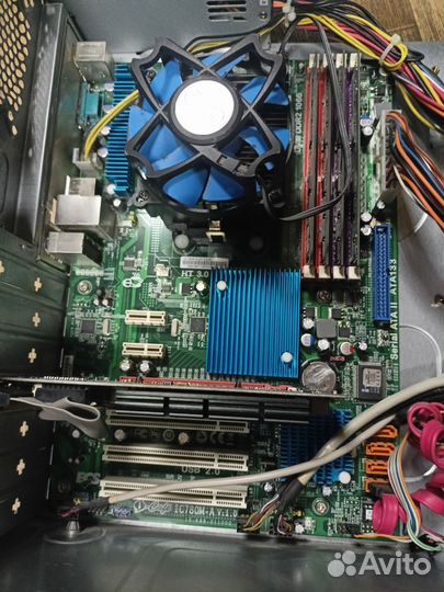 Игровой компьютер с монитором