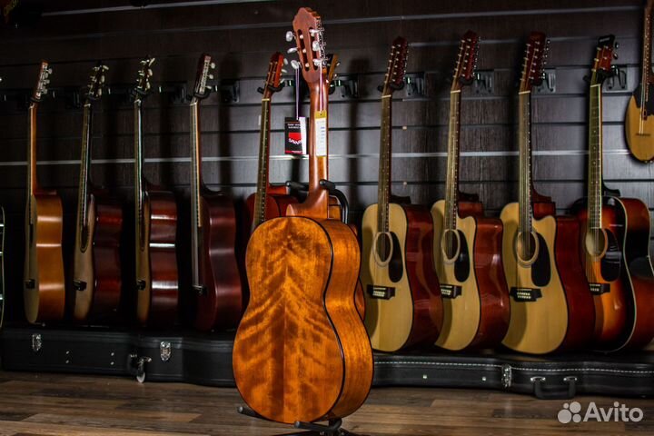 Классическая гитара Cort 4/4 + Аксессуары