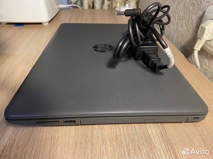 Ноутбук HP 255 g7 15.6