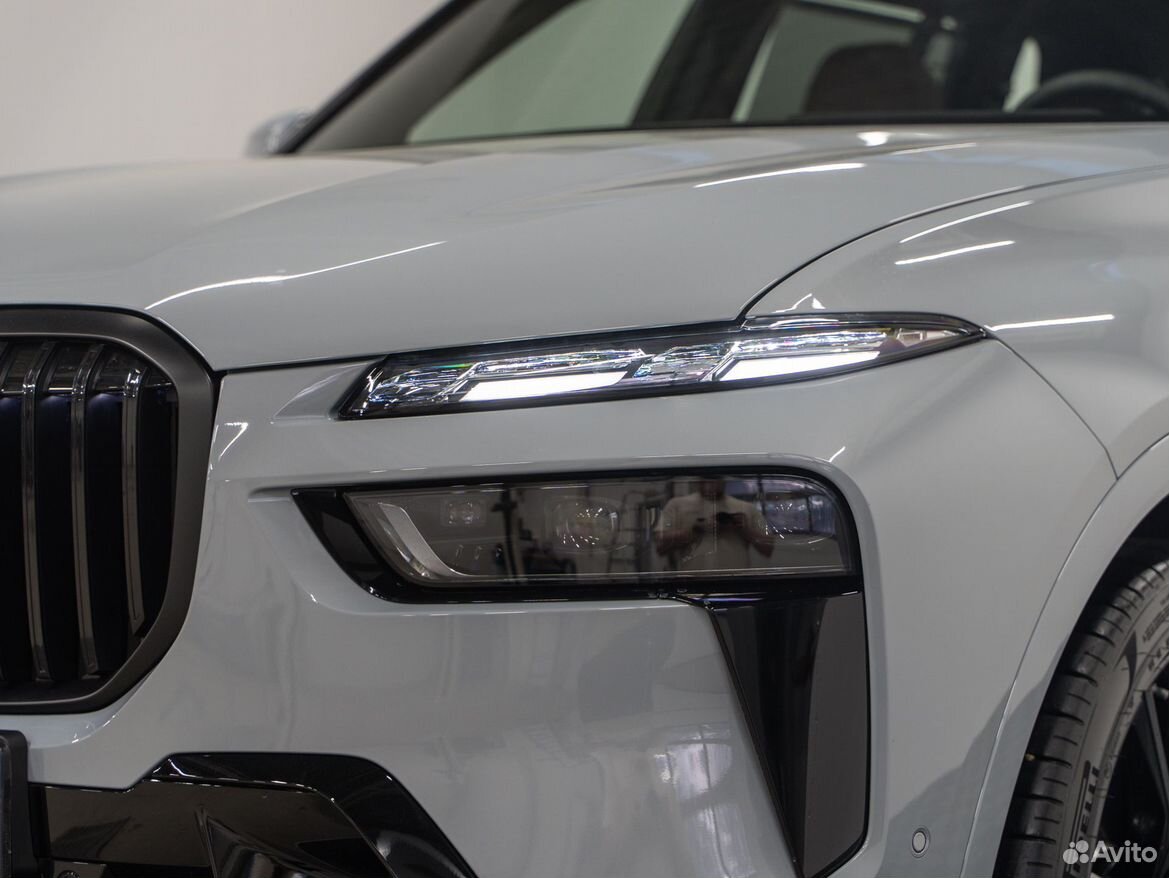 BMW X7 3.0 AT, 2026