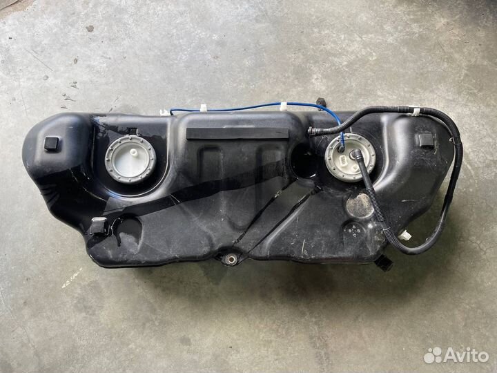 Топливный бак в сборе Bmw X3 E83 M54B30 2005