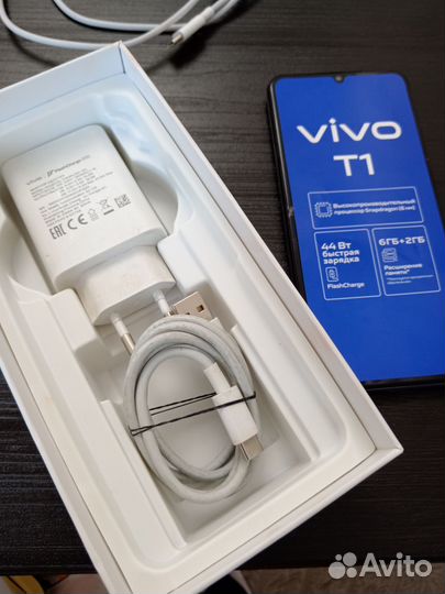 Vivo T1, 6/128 ГБ