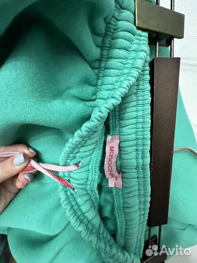 Monochrome костюм