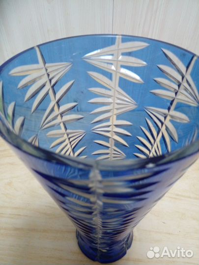 Ваза хрустальная цветная СССР