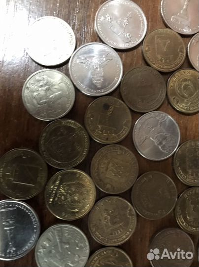 Продам юбилейные монеты