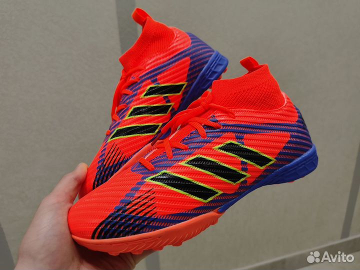 Сороконожки adidas predator