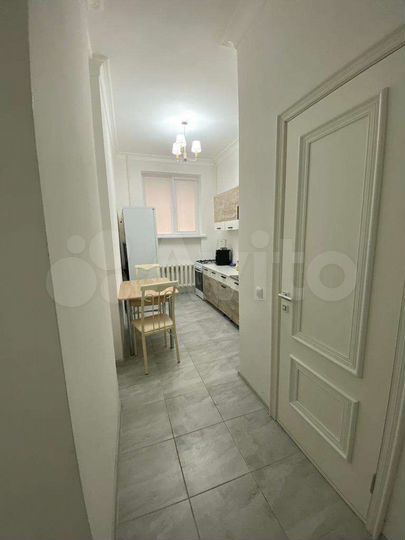 2-к. квартира, 42 м², 1/5 эт.