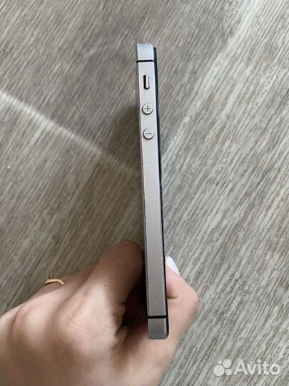 iPhone 5, 32 ГБ