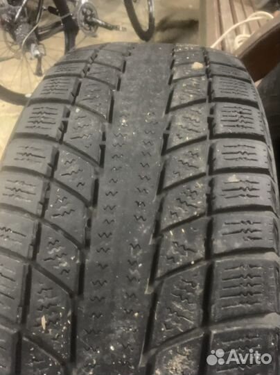 Triangle Snow-LL01 235/60 R18