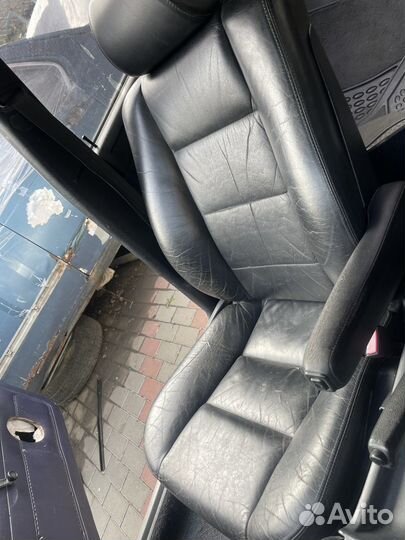 Передние кожаные сидения Bmw e34 e32