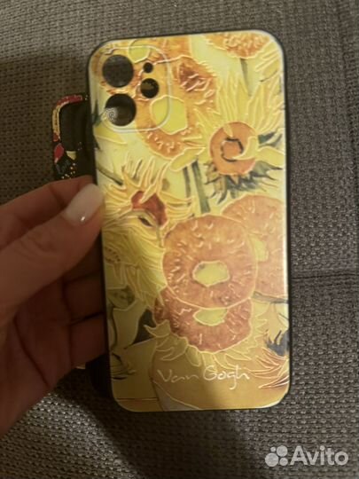 Чехлы на телефон iPhone 11