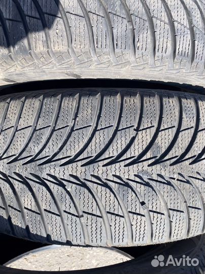 Goodyear UltraGrip Ice+ 215/55 R17