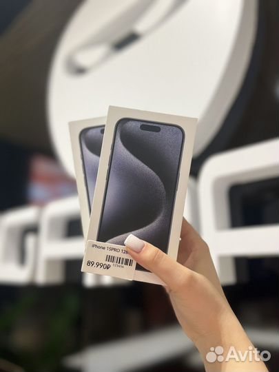 iPhone 15 Pro, 128 ГБ