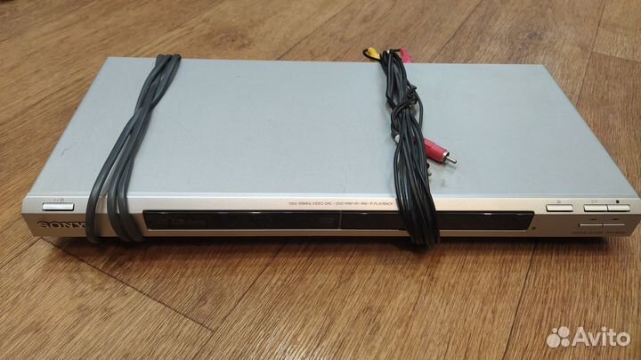 Продам CD/DVD проигрыватель Sony