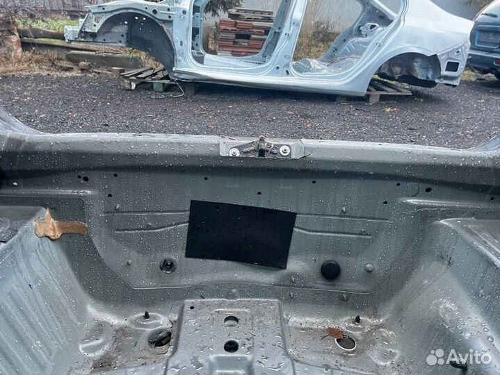 Ниша запасного колеса Audi A4