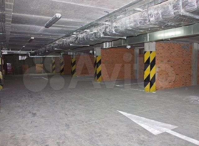 Машиноместо, 17 м²
