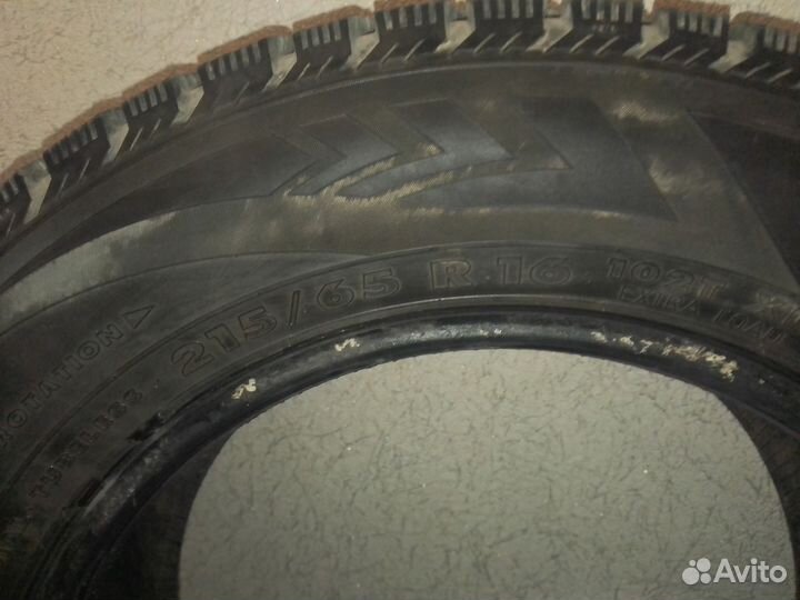 Hankook Winter I'Pike 215/65 R16